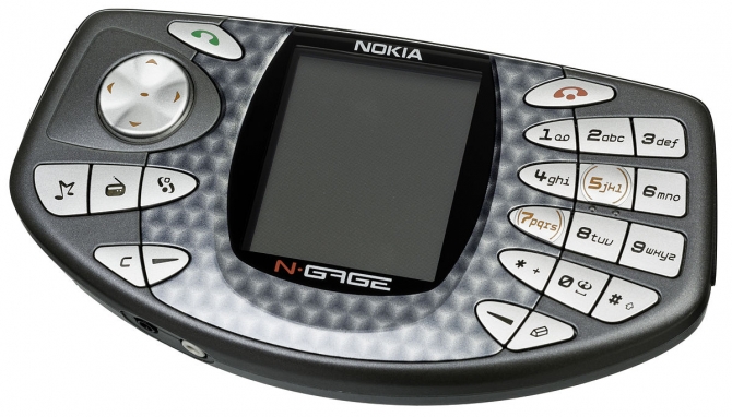 The evolution of handheld videogaming in 17 consoles