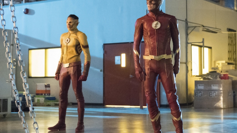 The Flash Season 4 Episode 2 Review Mixed Signals The Dark Carnival