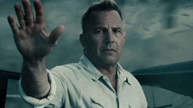 When movie sequels use photos of the original's stars