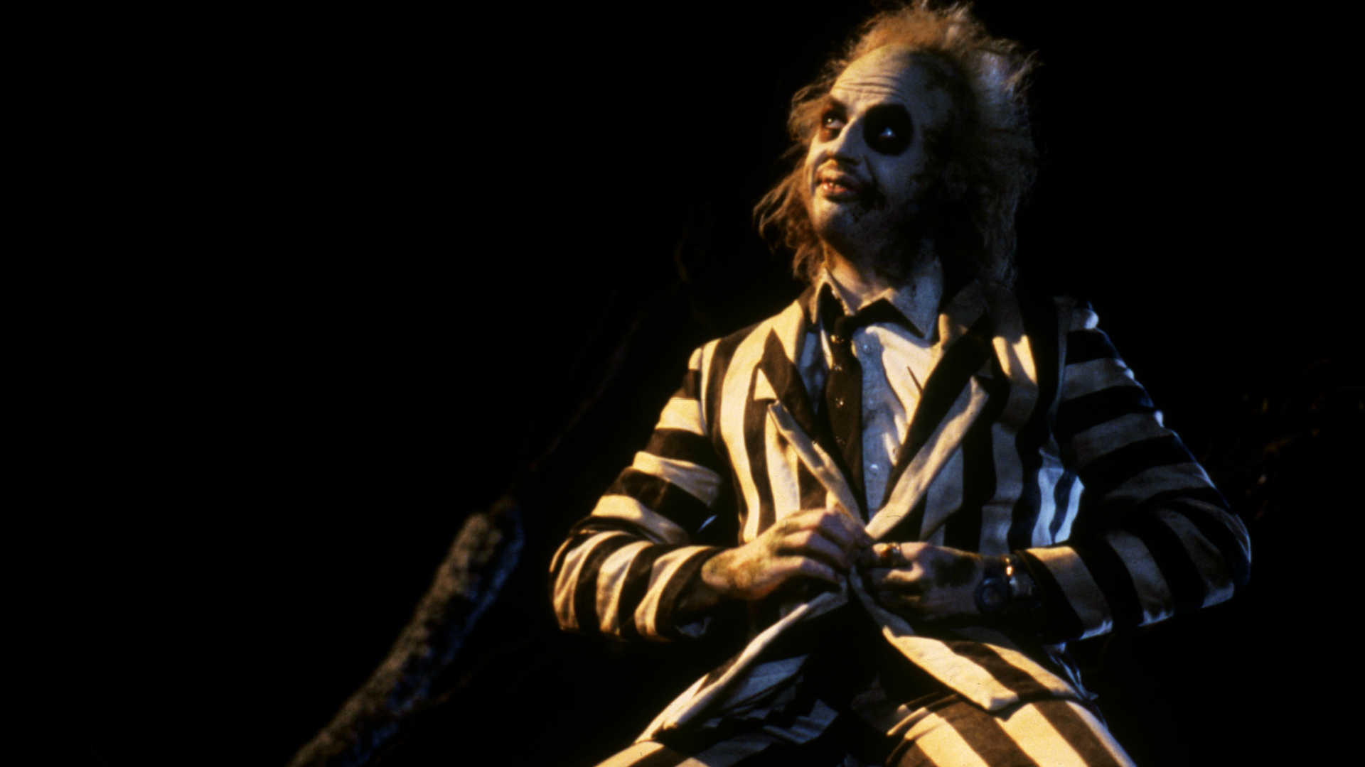 beetlejuice michael keaton wallpaper