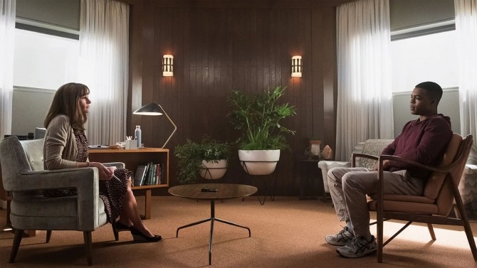 Homecoming spoiler-free review: an engrossing conspiracy thriller