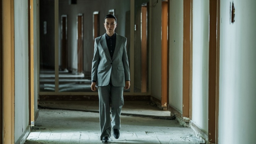 Counterpart season 2 episode 2 review: Outside In
