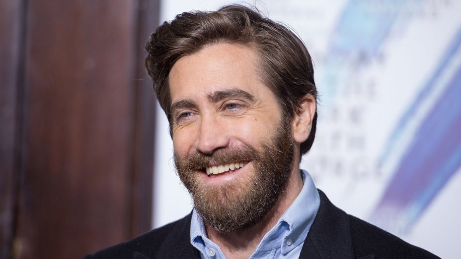 Jake Gyllenhaal reacts to not playing Spider-Man in Far From Home
