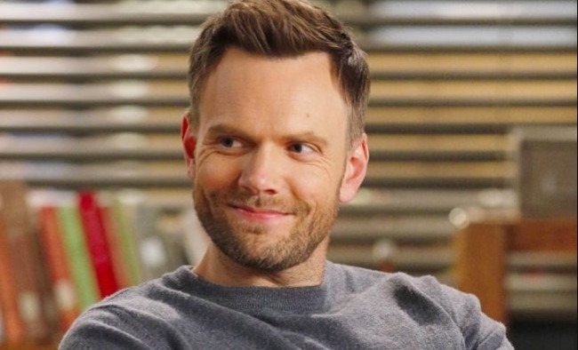 Joel McHale to play Starman in Stargirl TV series