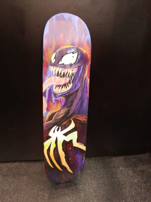 Venom Art Skateboard - Image 5