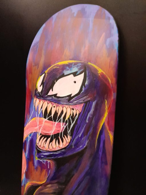 Venom Art Skateboard - Image 4