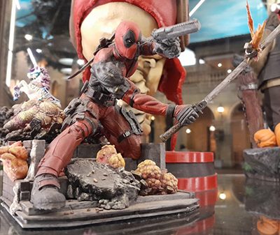 Deadpool Action Scene Statue